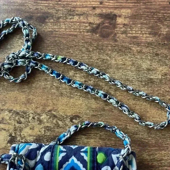 Vera Bradley phone case crossbody - Picture 5 of 5